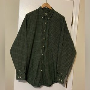 Like New Eddie Bauer Men’s Formal Green/White Plaid long Sleeves Shirt